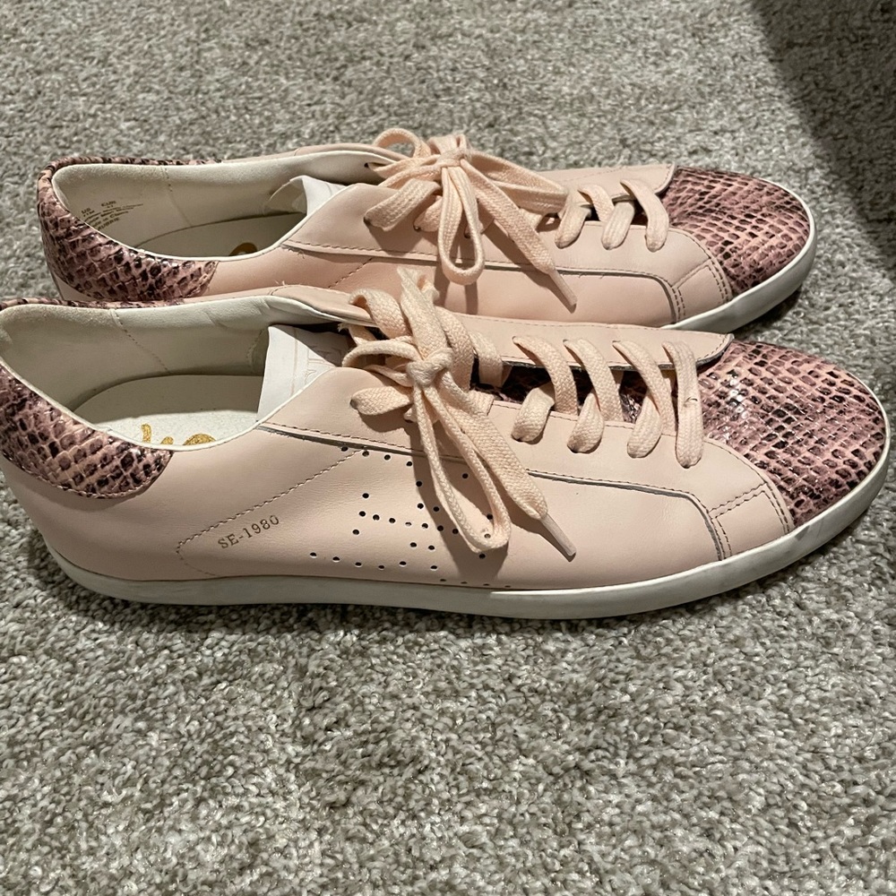 Sam Edelman Aubrie Sneakers.